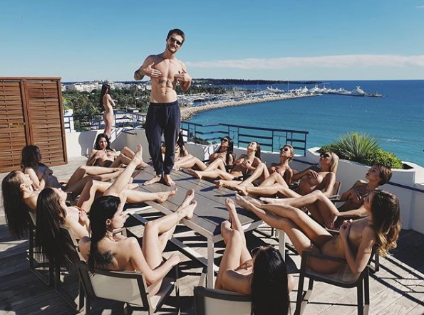 Александр Тихомиров на сьемках видео Александр Тихомиров 2019