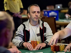 Михаил Сёмин продолжает борьбу за браслет в 10 000$ HORSE