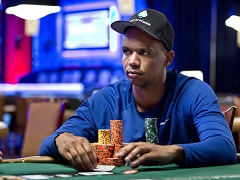 Ivey is still a chip leader of the Poker Players Championship