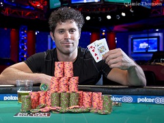 Скотт Клементс выиграл свой третий браслет WSOP