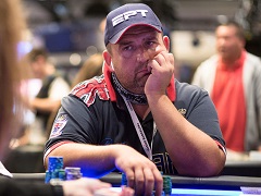 Украинец лидирует в 10 300€ EPT High Roller