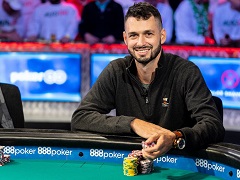 Финалист Мейн Ивента WSOP 2019 подарил со своего выигрыша 40 000$ молодоженам