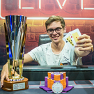Федор Хольц выиграл первый турнир в качестве профессионала PartyPoker