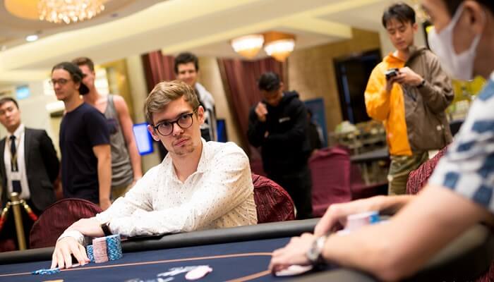 Чемпионом Triton Super High Roller Series Main Event стал Дж... Фёдор Хольц остановился в шаге от очеред...