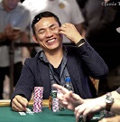 Кристиан Фам лидирует в трёх столах WSOP Main Event