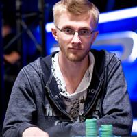Павел Векслер выиграл субботний нокаут
