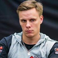 Михаил Шаламов: «From Hero to Zero»
