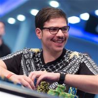 Отличный блеф от Мустафы Канита во время €25.000 High Roller