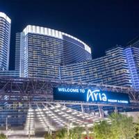 Осталось лишь три претендента на победу в турнире 300 000$ Super High Roller Bowl
