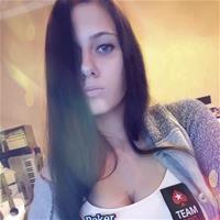 Лия Новикова продолжает регулярно стримить