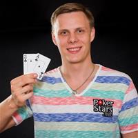 Михаил Шаламов профессионально играет не только в покер